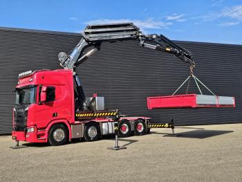 Scania R650 V8 8x4 / HMF 9520 + JIB + WINCH / 140 T GCW